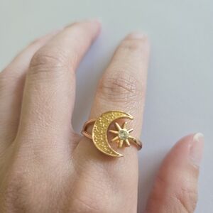 Gold Tone moon and star ring NEW